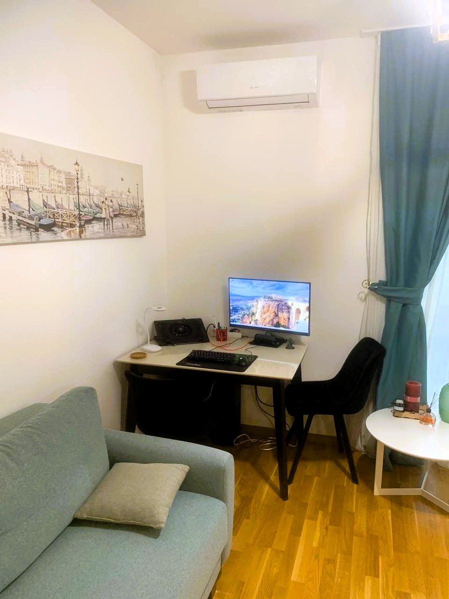 MontenegroReal2's tweet photo. New Listing: 29m² Studio in Bečići, Montenegro. 🇲🇪

🛏️ Sleeps 4
🏢 WOW Business-Class Complex 
✨ Freshly renovated &amp; fully furnished 
🌊 600m to Bečići Beach 
💰 €107,000

Full data: https://t.co/oJtEBHIN0U

#Montenegro #Budva #PassiveIncome #PropertySales https://t.co/genhAO6egx