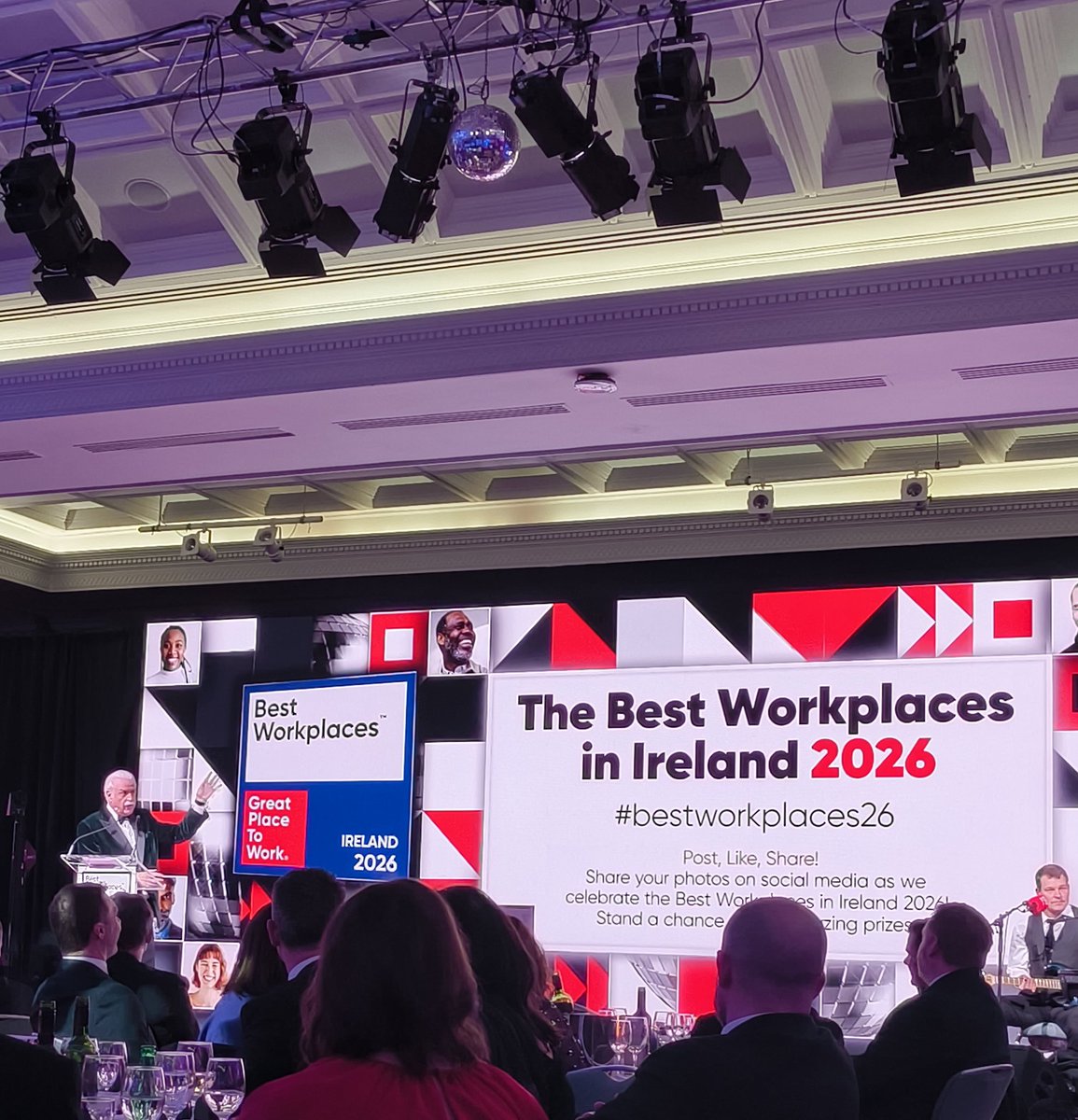 bigbagofhummus's tweet photo. i would sell my soul to work for @martylyricfm #bestworkplaces26 https://t.co/zJynpYeXk6