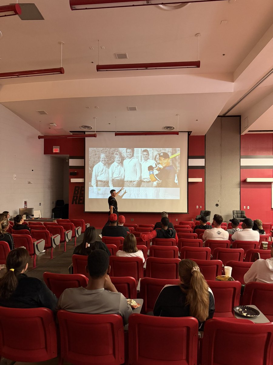 The Taylor Hooton Foundation x Performance Nutrition education session was a huge success for our coaching staff &amp; student-athletes! Thank you to everyone who came out and made it such a great event!📚✅
