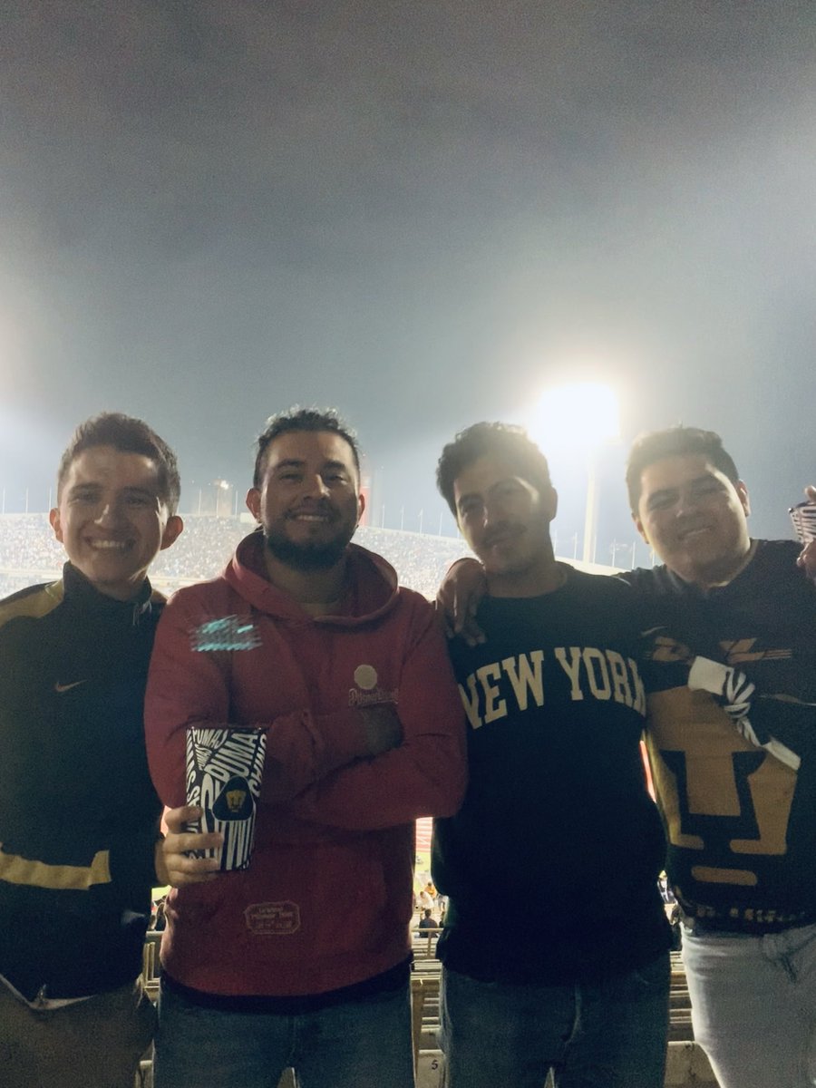Pepindowski's tweet photo. @Suzuki_Mex @PumasMX #SUZUKIElMotorDeTuPasión https://t.co/7SFtUyr4Ue