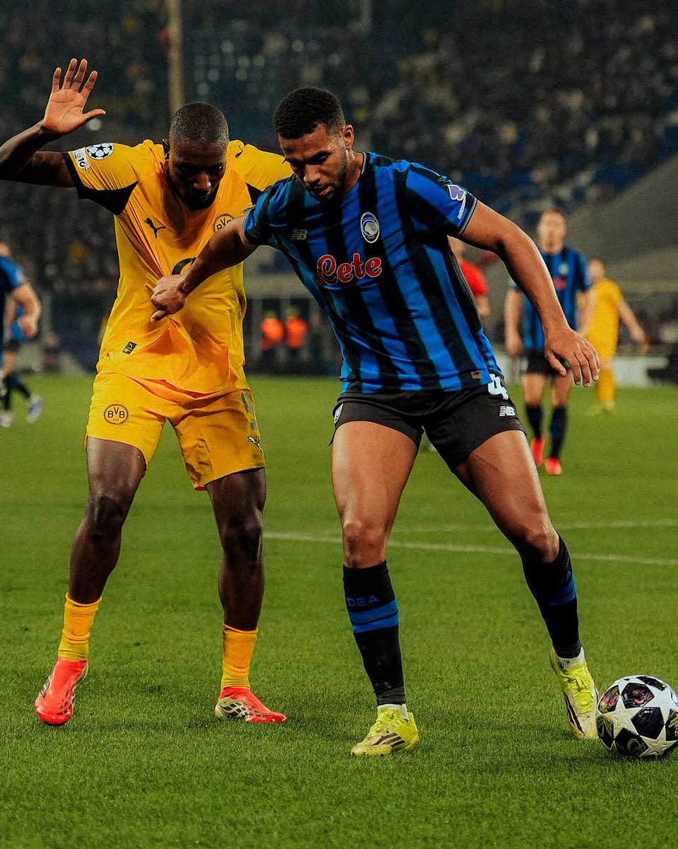 betikaKe's tweet photo. Yaani hivyo ndio The Black and Yellow Boys wamegeuzwa early check out boys🚧 ?😂
Aggregate: Atalanta 4 Dortmund 3
Hii safari ya Budapest sio ya wanyonge!😅 Nani anaonyeshwa mlango next? 👇🏾 #ATLBVB #NiPossibleNaBetika https://t.co/mp8P2UxaJQ