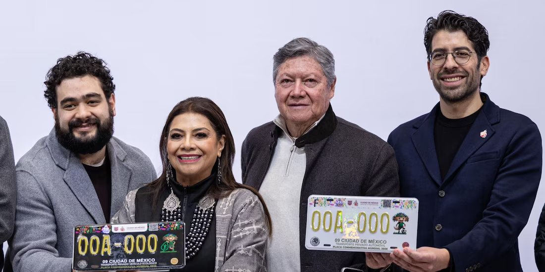 Encabeza Brugada Agenda Metropolitana: lanza Placas del Mundial 2026 y refuerza Estrategia de Salud y Reciclaje
Con una meta de recaudación de 90 mdp destinados a la electromovilidad, el Gobierno capitalino habilitó el registro para las placas conmemorativas del Mundial 2026