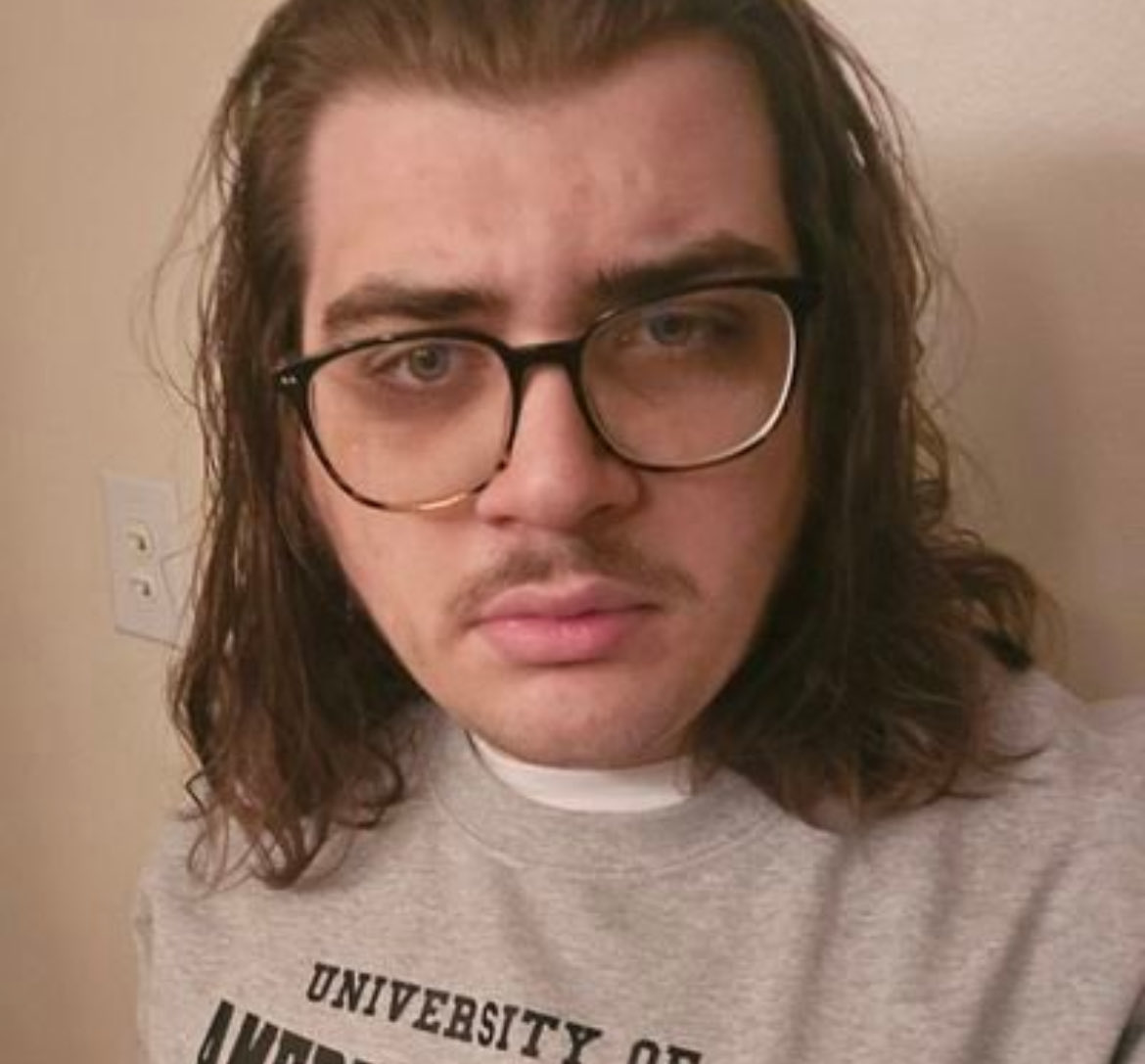 viithevampire's tweet photo. @DepotGome47949 @lvl96commie @LargoLentoVento @bepanthen420 @DemonessChara not hard to mog your loser pedophile ass https://t.co/ynwQAyteZw