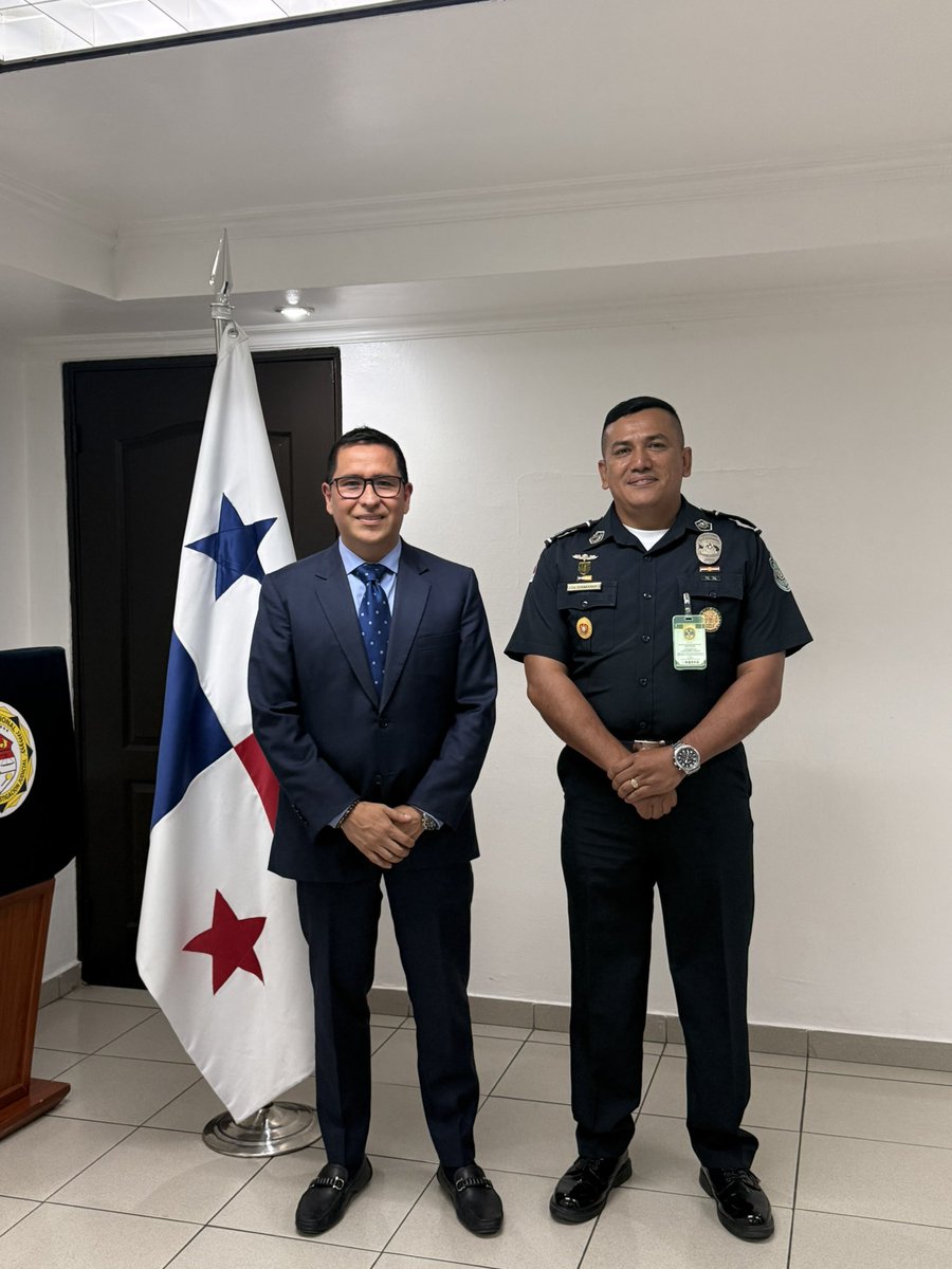 mic_latam's tweet photo. Hoy visitamos @policiadepanama 🇵🇦, donde conocimos de primera mano el Sistema Integral de Seguridad, clave para la prevención del delito y la gestión estratégica.
Panamá avanza con enfoque tecnológico y articulación institucional.

#MICPanama #CiudadesSeguras #citlatam https://t.co/FLoefYZgo4