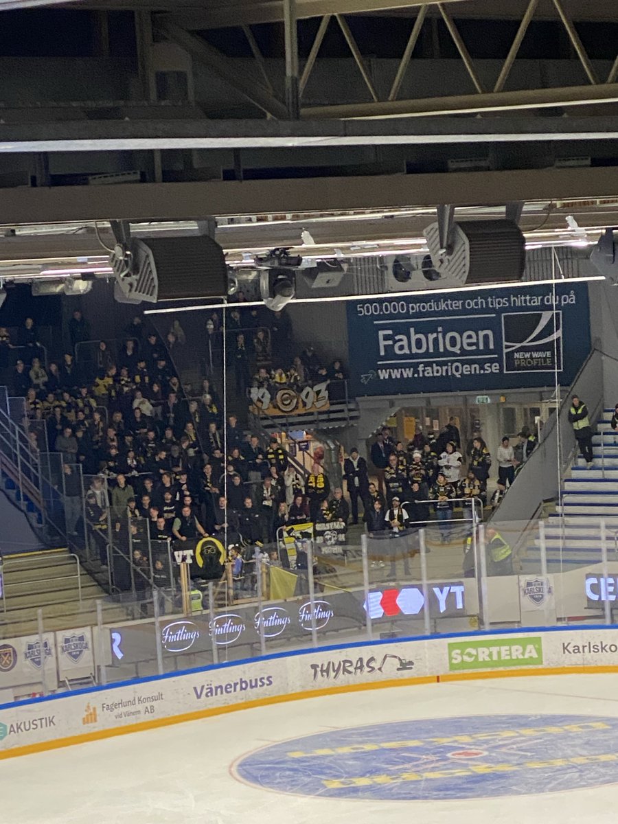 jolop65's tweet photo. Bra jobbat ikväll! #vikhockey https://t.co/4qSeKLP3X0