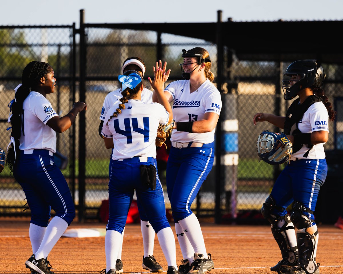 IMG Academy Softball tweet media