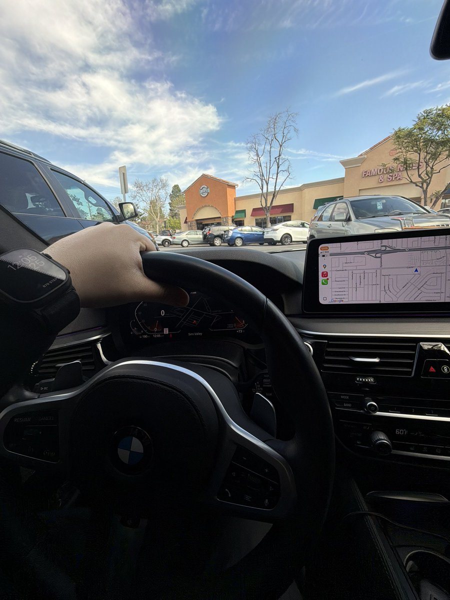 Abstract tweet media