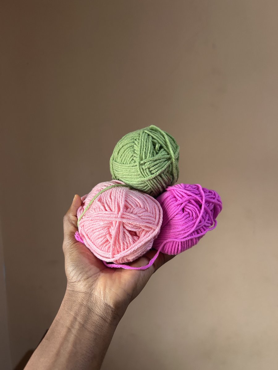Crochetelo_'s tweet photo. These sweaters took at least 80 hrs each.
please use 1 sec of your time to like and share, so i can reach my clients. thank you🫶 https://t.co/qVrbk3PF1p