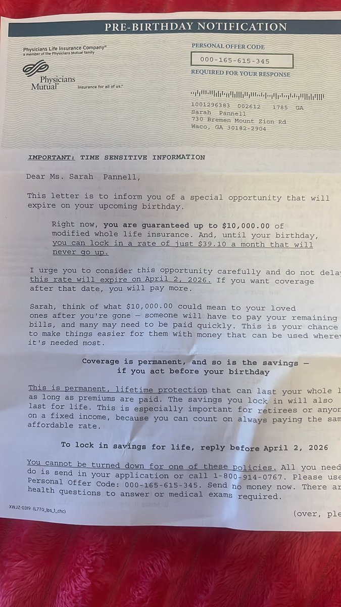 BiancaSarah1111's tweet photo. Here is another example of how the ones who love to pretend to care about others show their support as a early birthday gift 🎁 https://t.co/TrsAw5qFN4