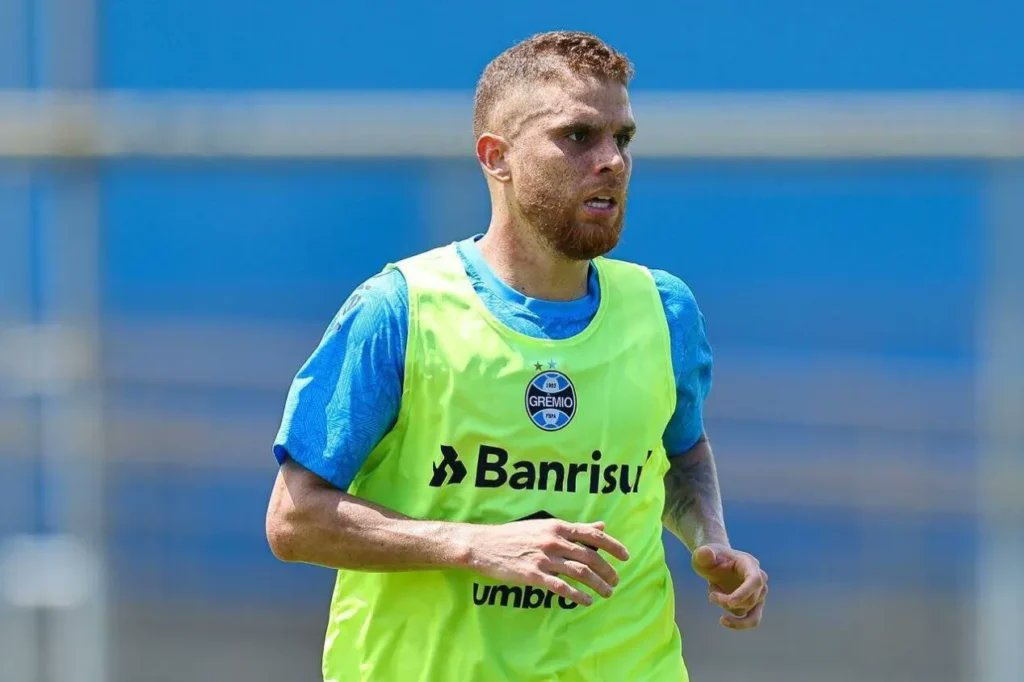 🚨 URGENTE! Gustavo Cuellar não joga mais pelo Grêmio. 

Atleta e o clube entraram em um acordo para rescisão de contrato, segundo informa a GZH.

📸 Lucas Uebel/Grêmio FBPA