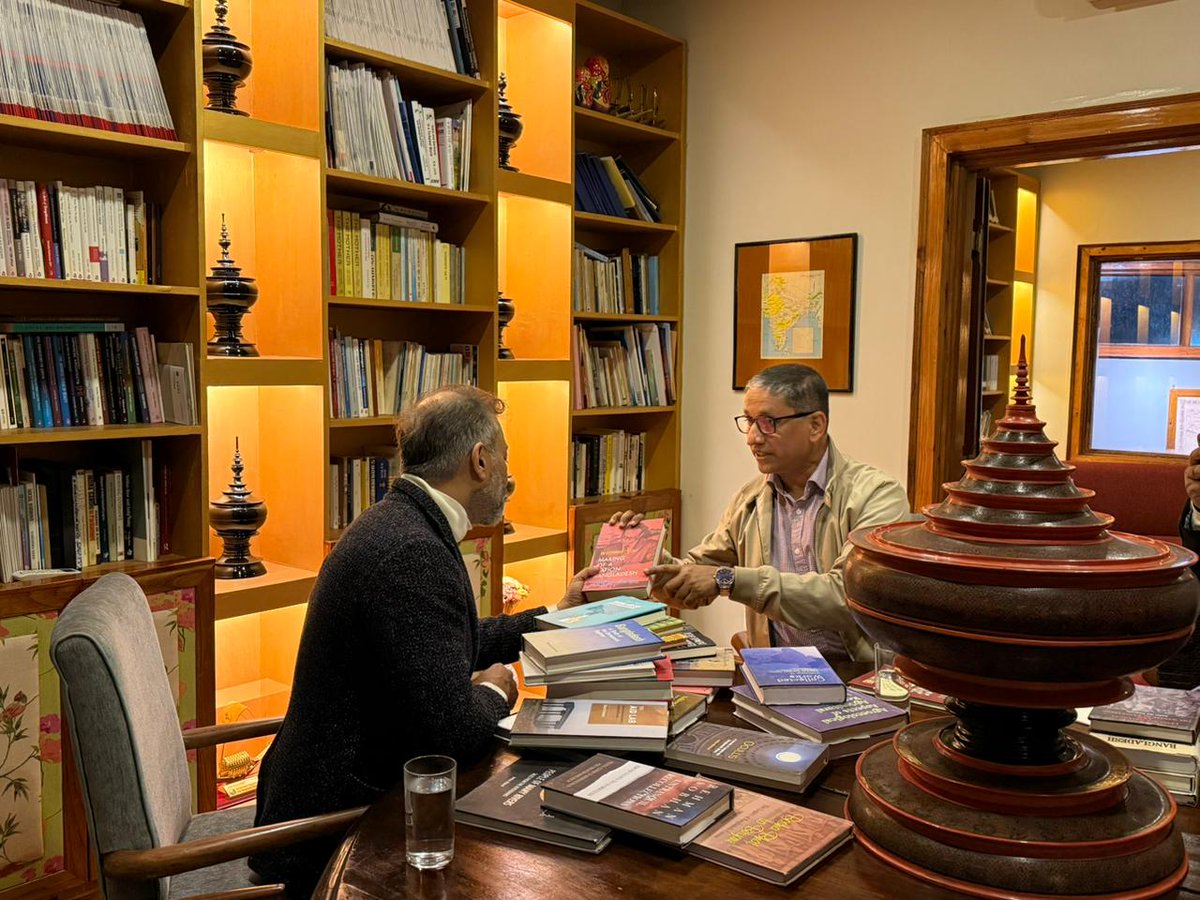 AsianConfluence's tweet photo. H.E. Amb. Riaz Hamidullah, High Commissioner of Bangladesh to India, visited the Asian Confluence Centre in Shillong. During the visit, he presented a series of books to the Centre and took a walkthrough of the exhibition at the Centre for Bay of Bengal Studies.

@ihcdhaka @bdhc_delhi @BDMOFA @hamidullah_riaz 

#IndiaBangladesh #BayofBengal #IndoPacific #Geopolitics