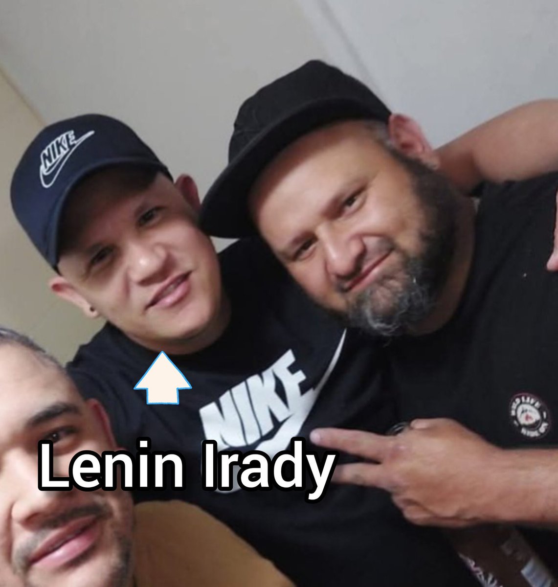 Sr. Disperso tweet media