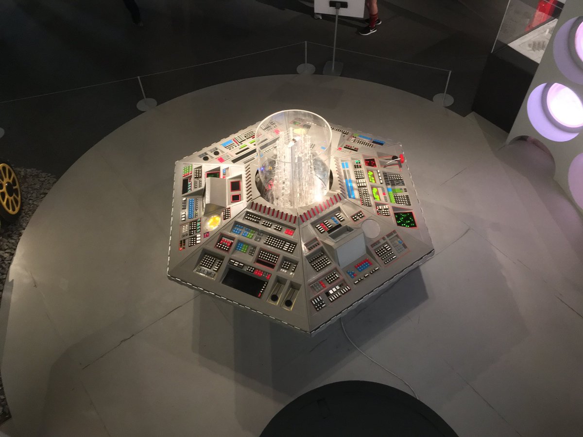 Sparko (Mark MacKintosh) tweet media