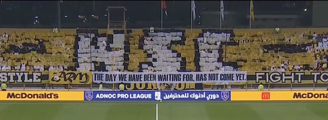المعزّب 36 .. 🤫 tweet media