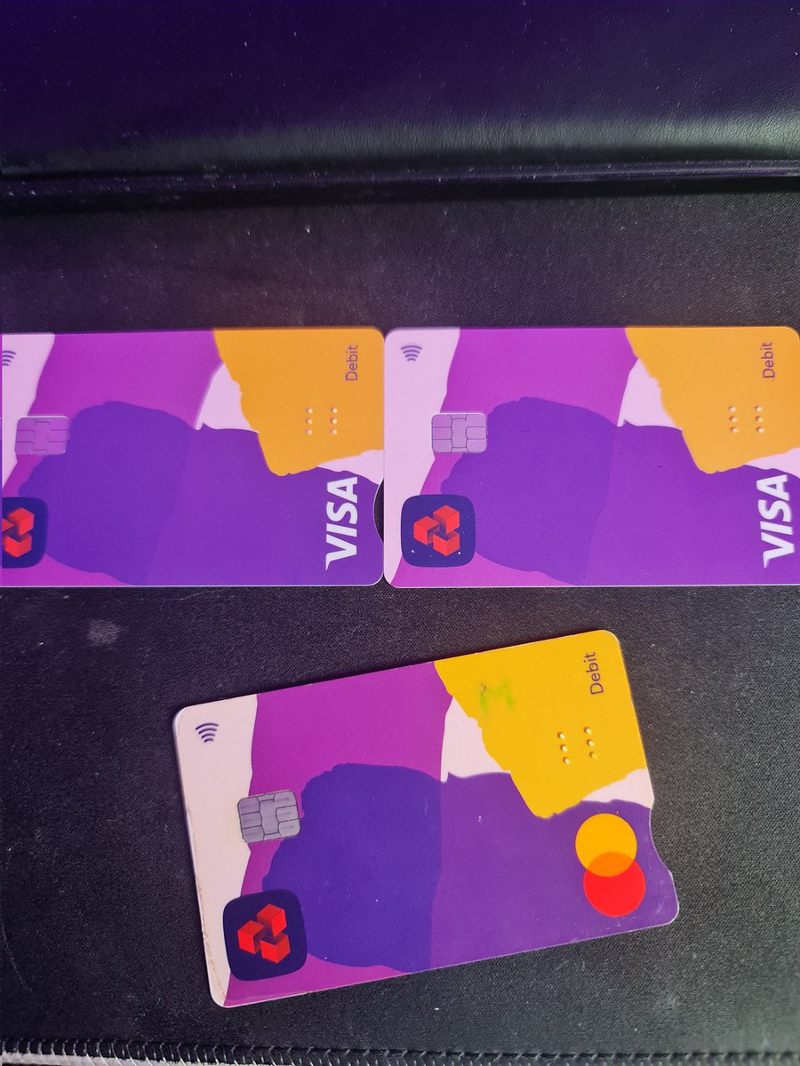 JKnightOnline's tweet photo. @NatWest_Help I have x3 accounts with Natwest, can we spot the problem here? I'm literally gonna have to mark them with a permanent pen so I know what's what. https://t.co/EjU54Di00s