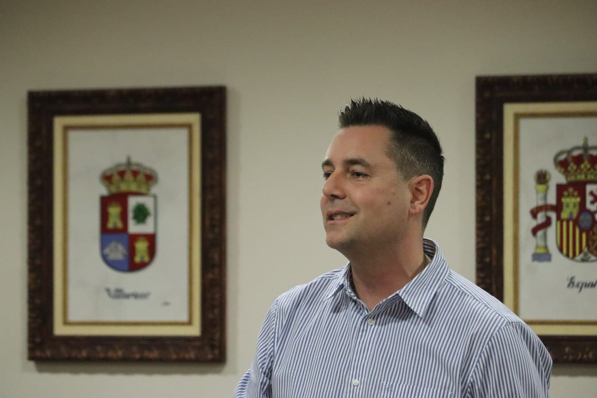 Daniel de la Rosa / ❤🤎 tweet media