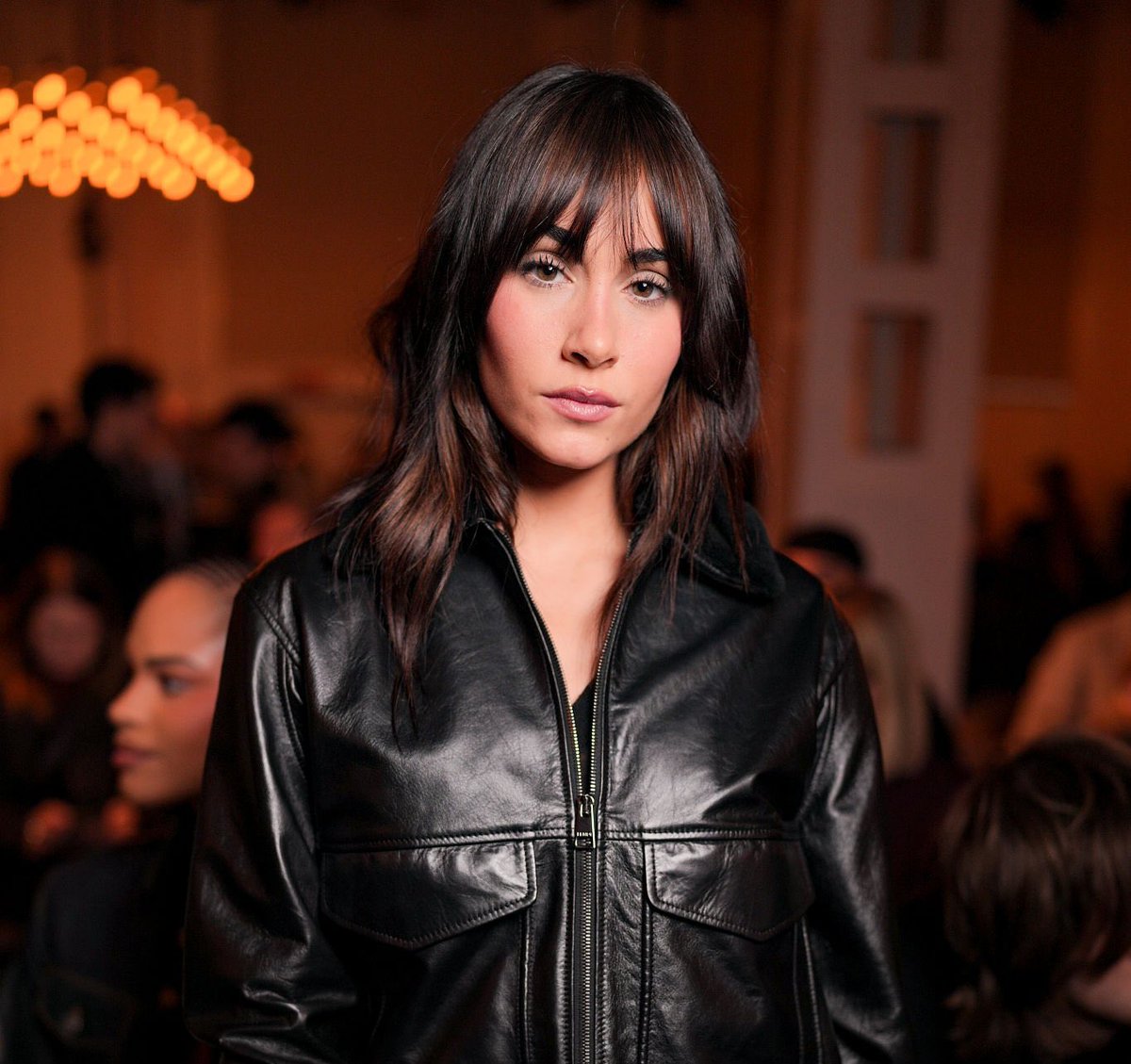 Looks of Aitana tweet media