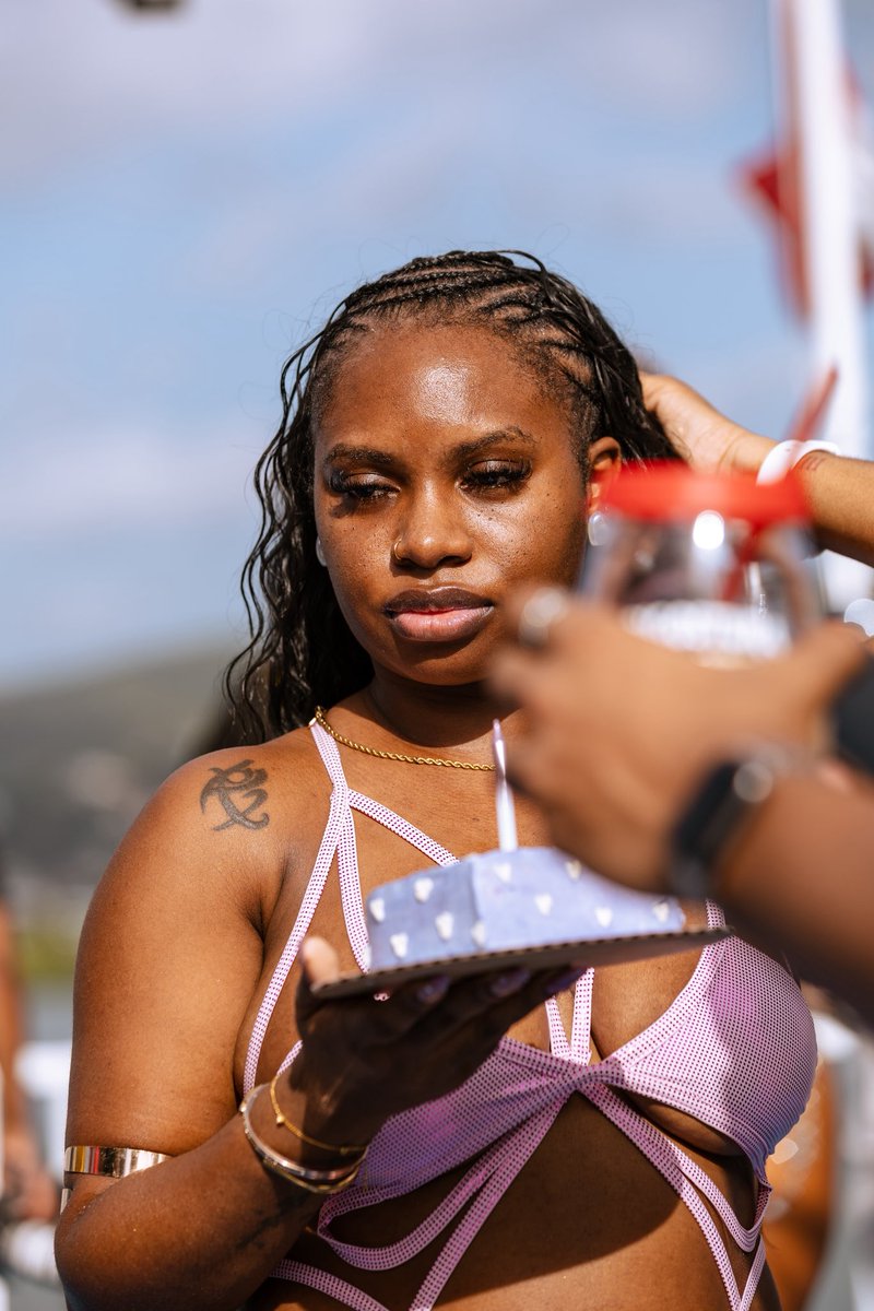 Kali ✨ tweet media