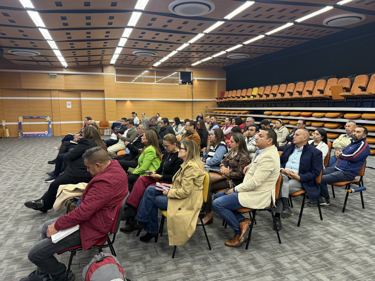 ControlIntCund's tweet photo. 🤝 En el marco del Comité Departamental de Auditoría, los Jefes de Control Interno adoptan la Declaración Institucional “Aliados Estratégicos del Control”, como manifestación solemne de compromiso con la gestión pública del departamento.📊 https://t.co/2k1ugTySmt