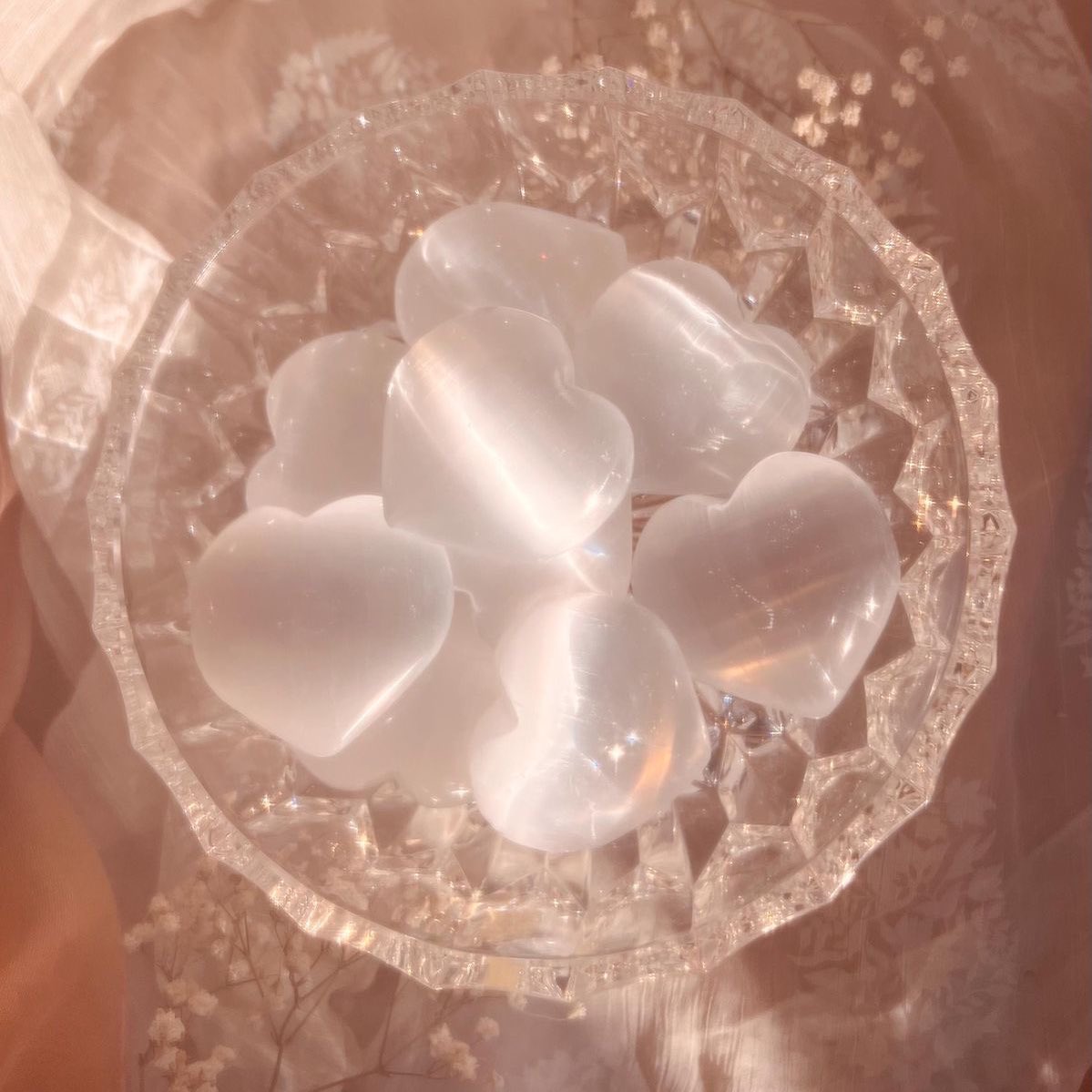phoebesgroups's tweet photo. Selenite:

https://t.co/19VIaD6FPh https://t.co/bvUgxcMYAL
