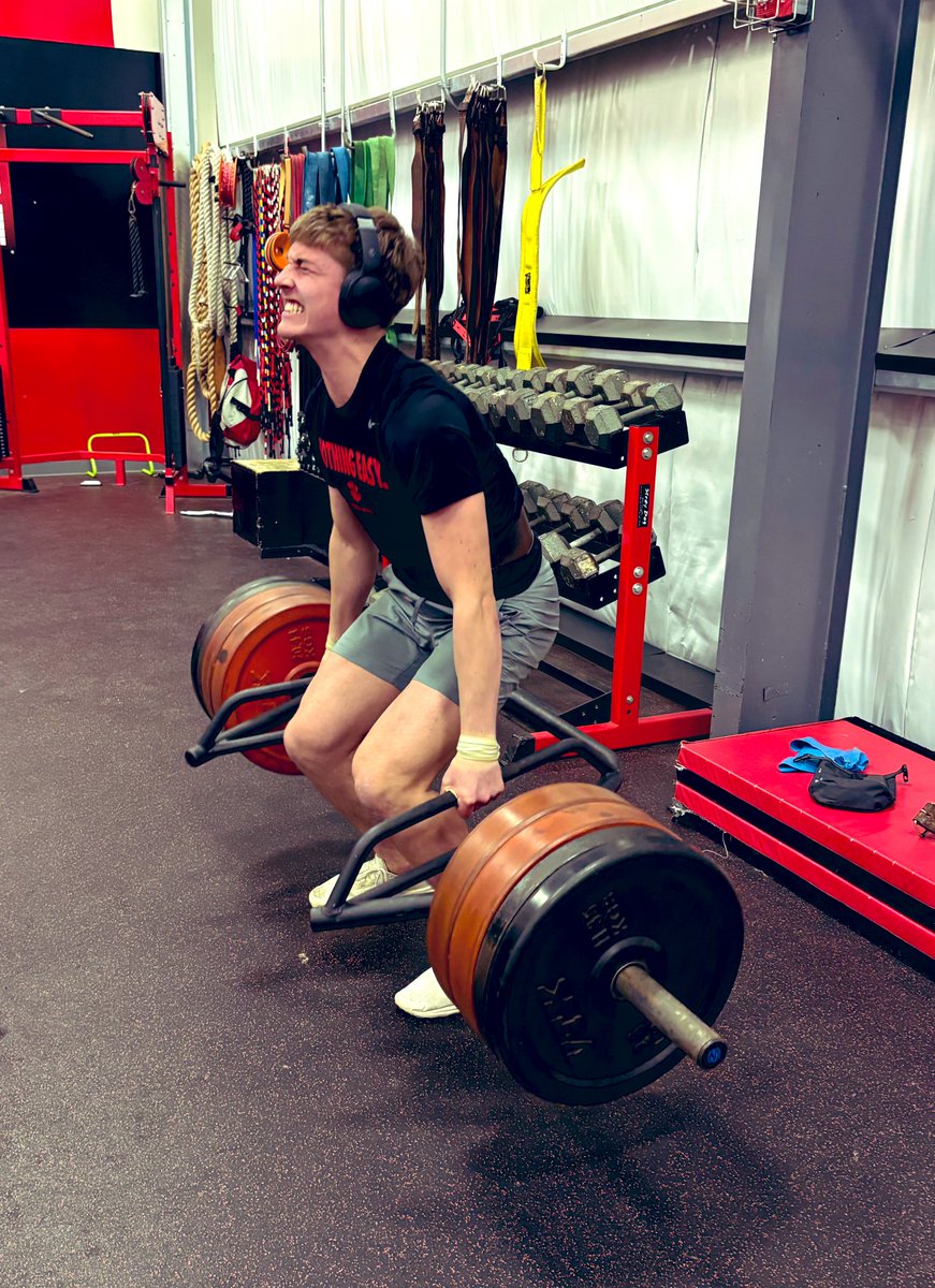 CHS Advanced PE tweet media