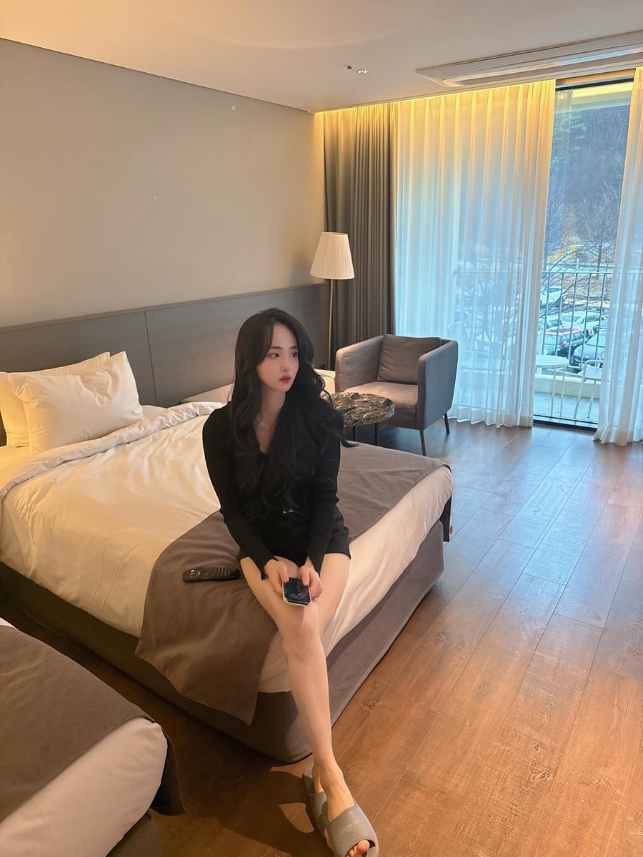 iral907's tweet photo. #셀카 #오오티디 #일상 https://t.co/oDM0ykH4NY