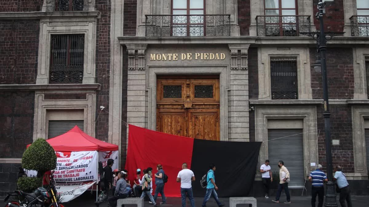 Un juez declaró inexistente la huelga en Monte de Piedad a pesar de que todavía hay un camino por recorrer para terminar con el conflicto laboral con el Sindicato.

elfinanciero.com.mx/economia/2026/…