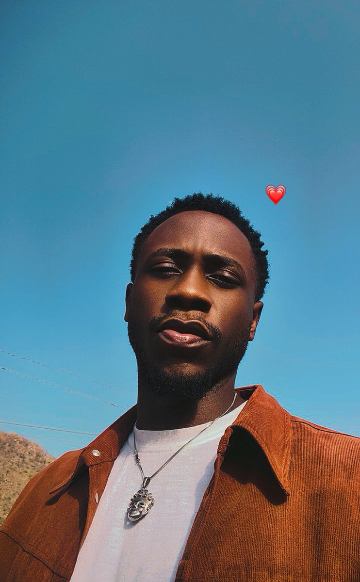 CHris (@__chrristarr) on Twitter photo 