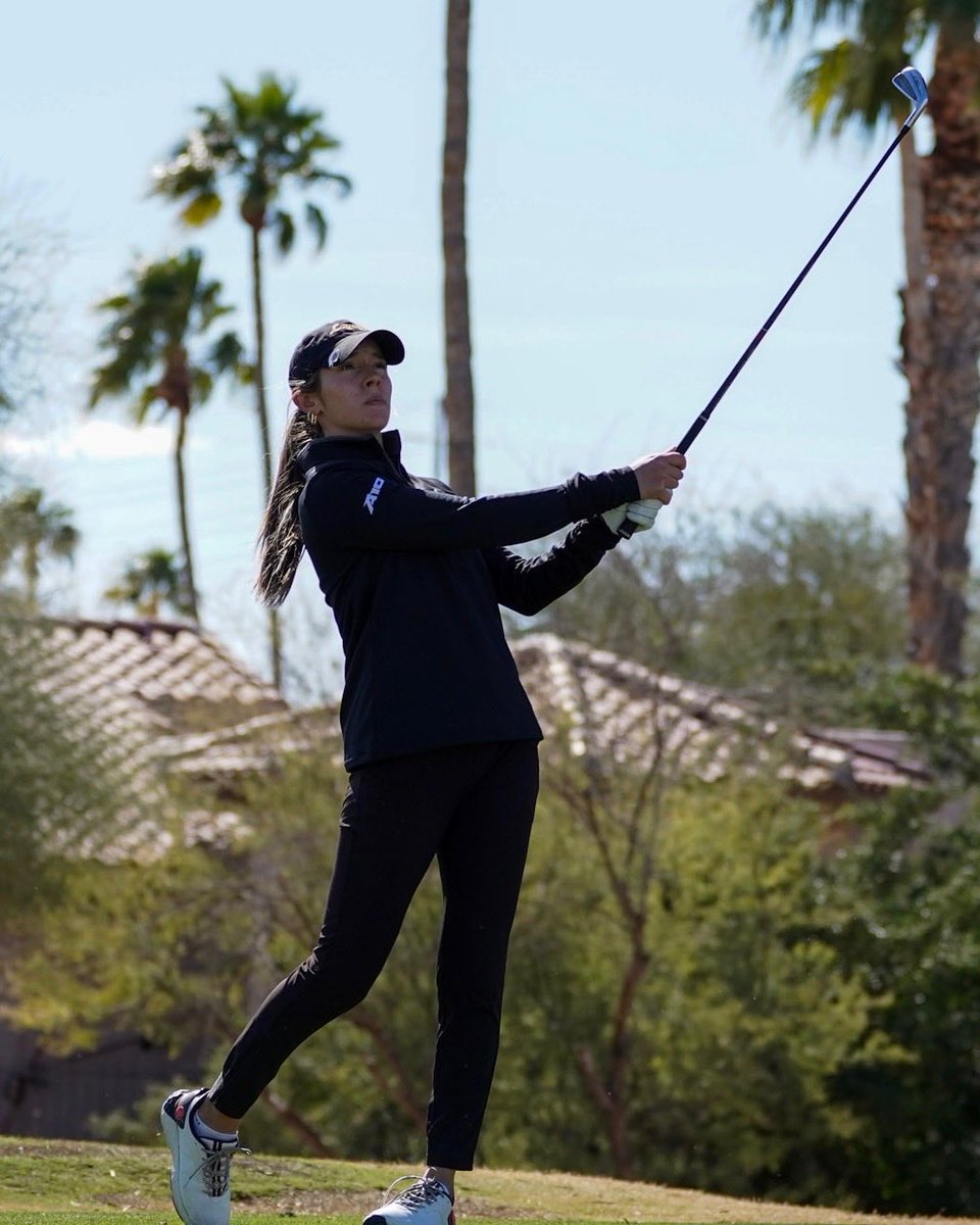 Loyola Women's Golf tweet media