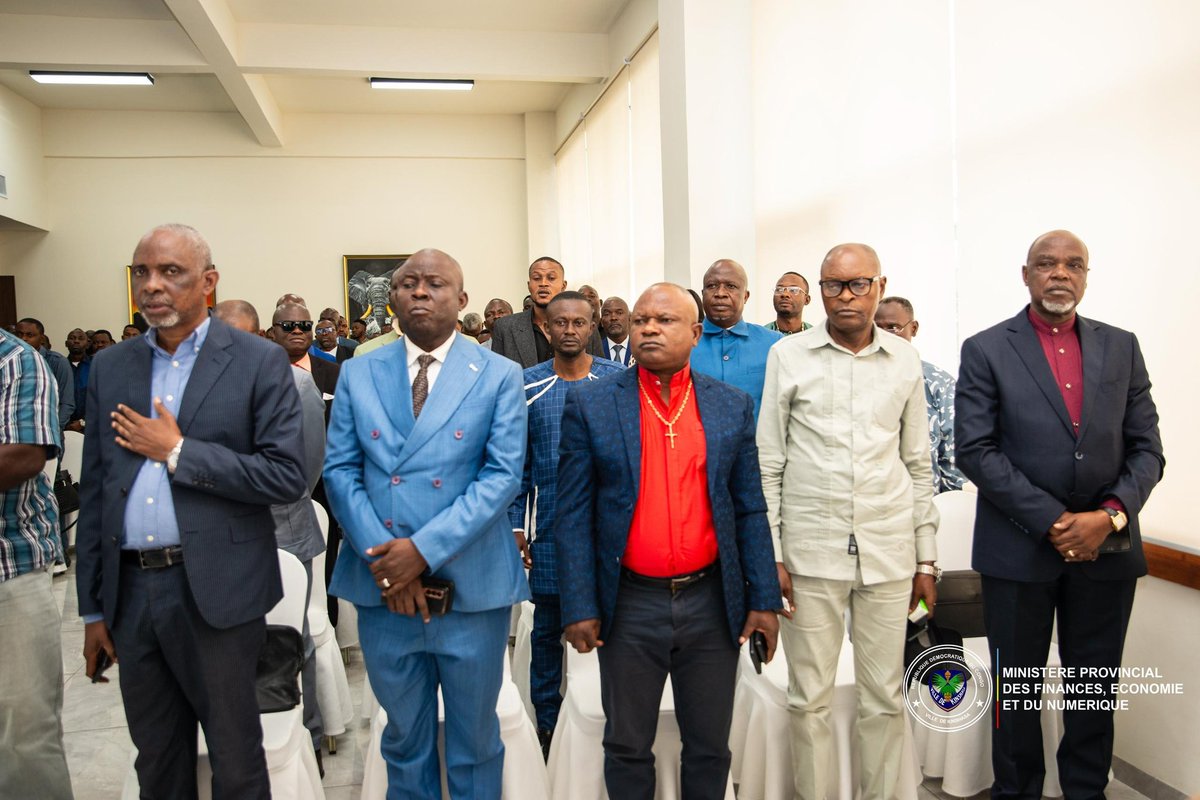 🛑#Kinshasa : Magloire Kabemba sensibilise les chefs des confessions religieuses et intensifie la mobilisation fiscale pour soutenir le programme « Kinshasa ezo bonga »

La mobilisation accrue des recettes locales est désormais érigée en impératif stratégique par l’exécutif