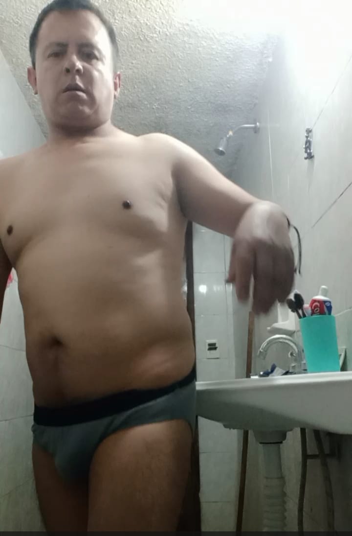 ian344946784315's tweet photo. Ricos maduros calientes https://t.co/TqaVAxSK6s