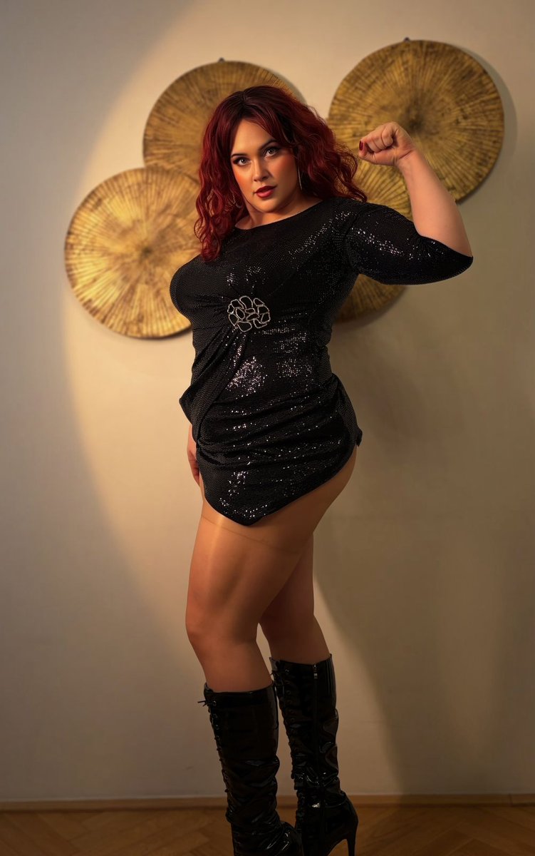 Carmen la Dean tweet media