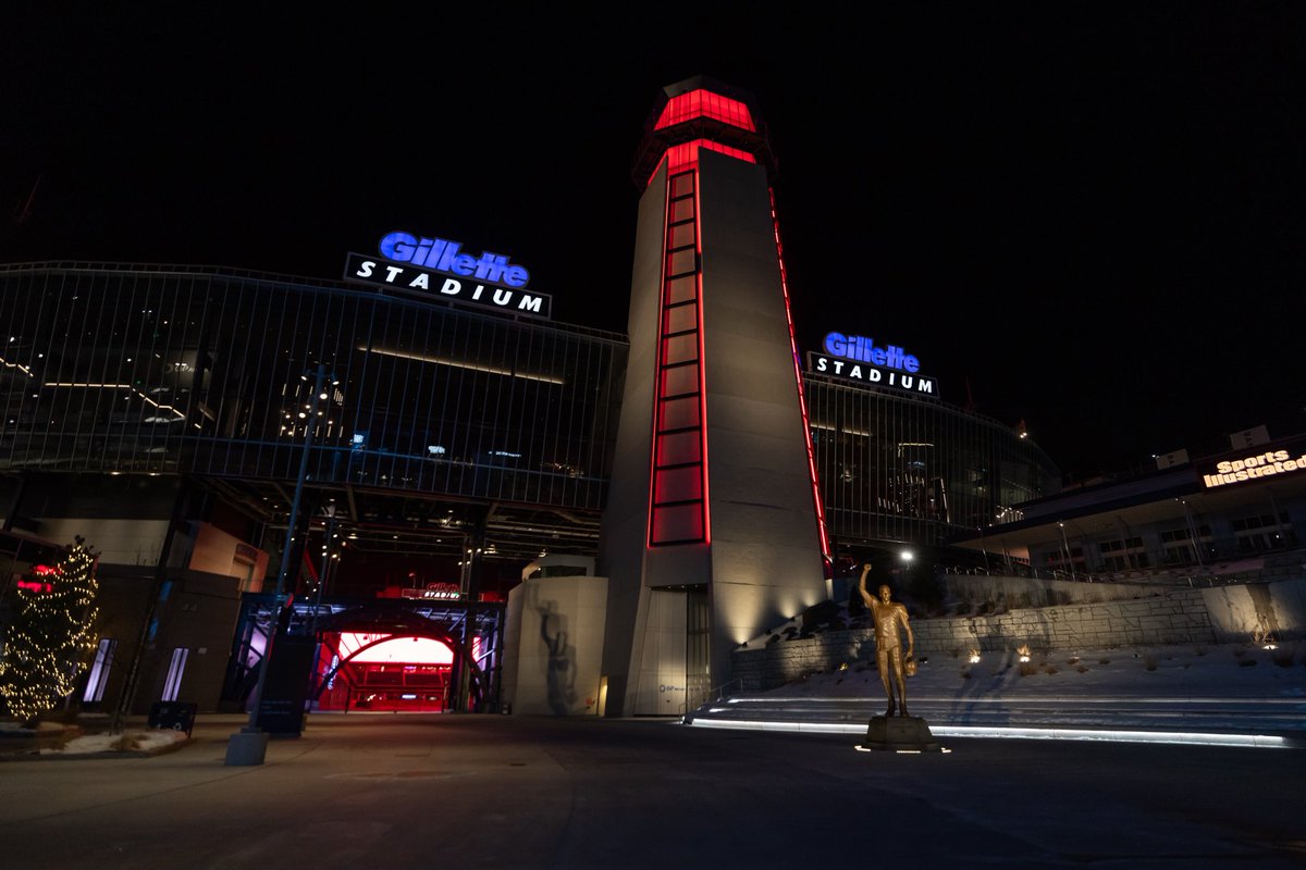 Gillette Stadium tweet media