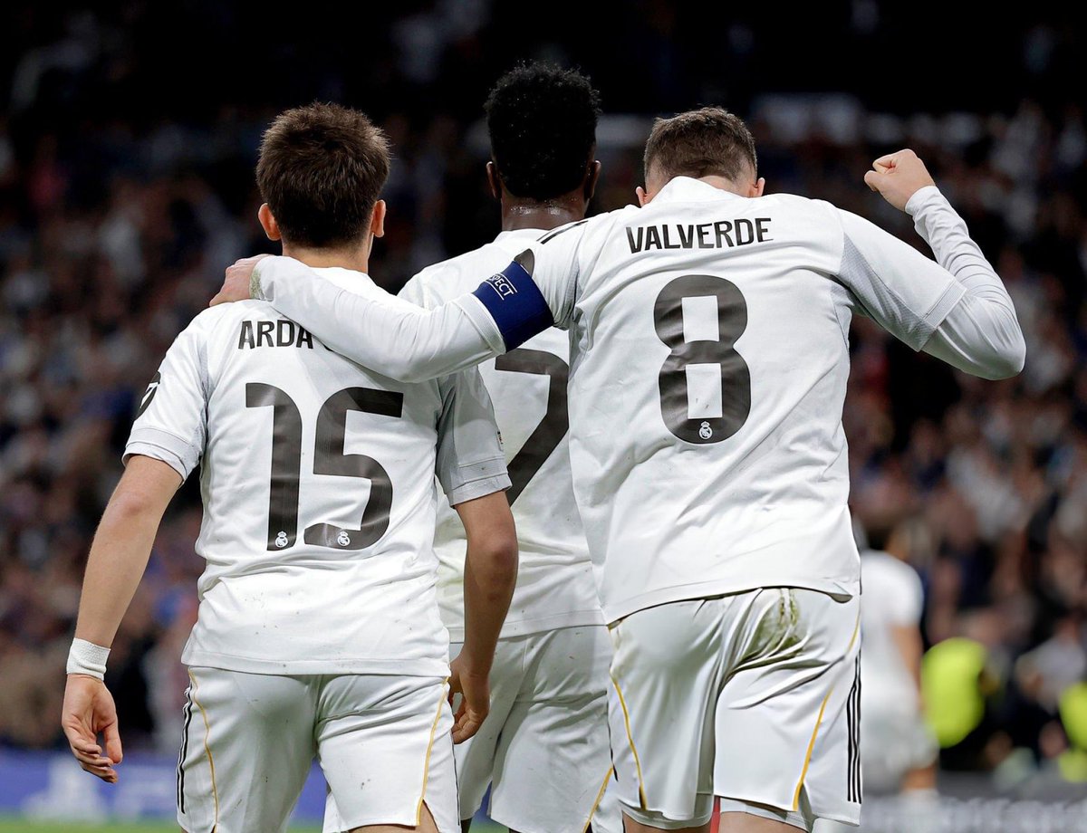 َ (@rmngifs) on Twitter photo 