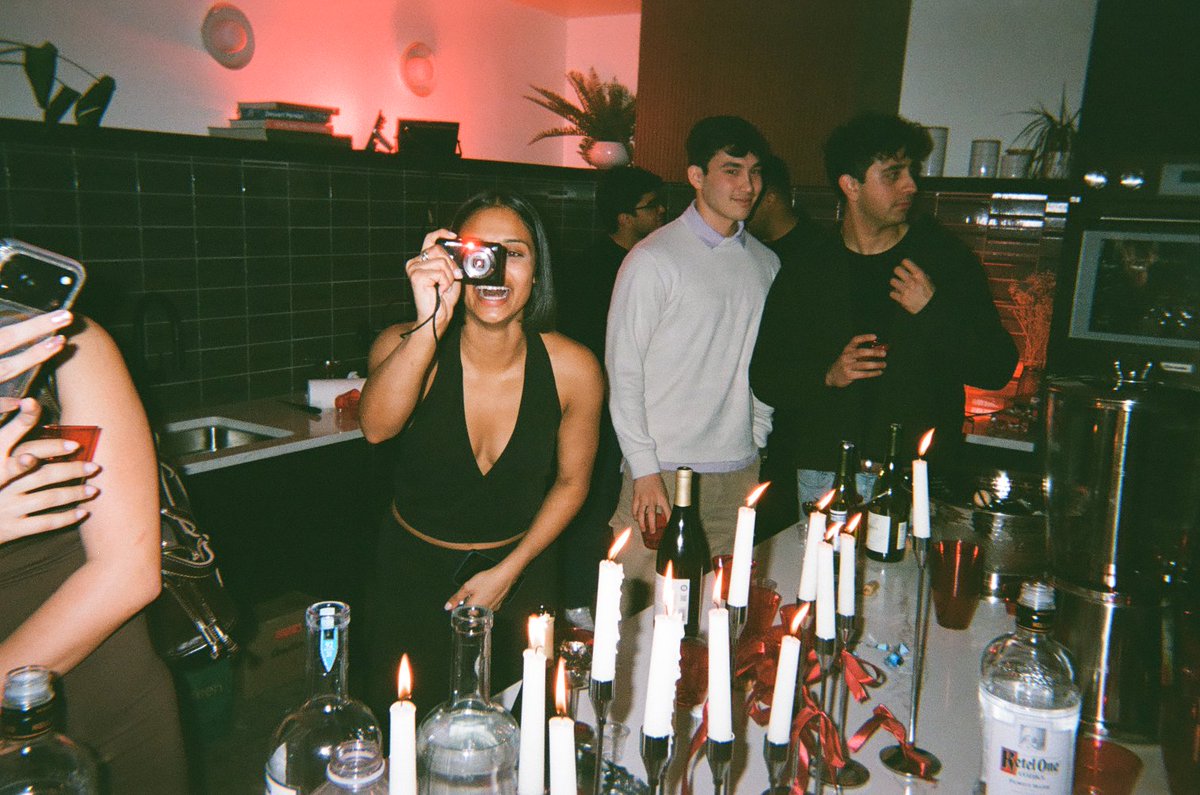 Get the Check Pod tweet media