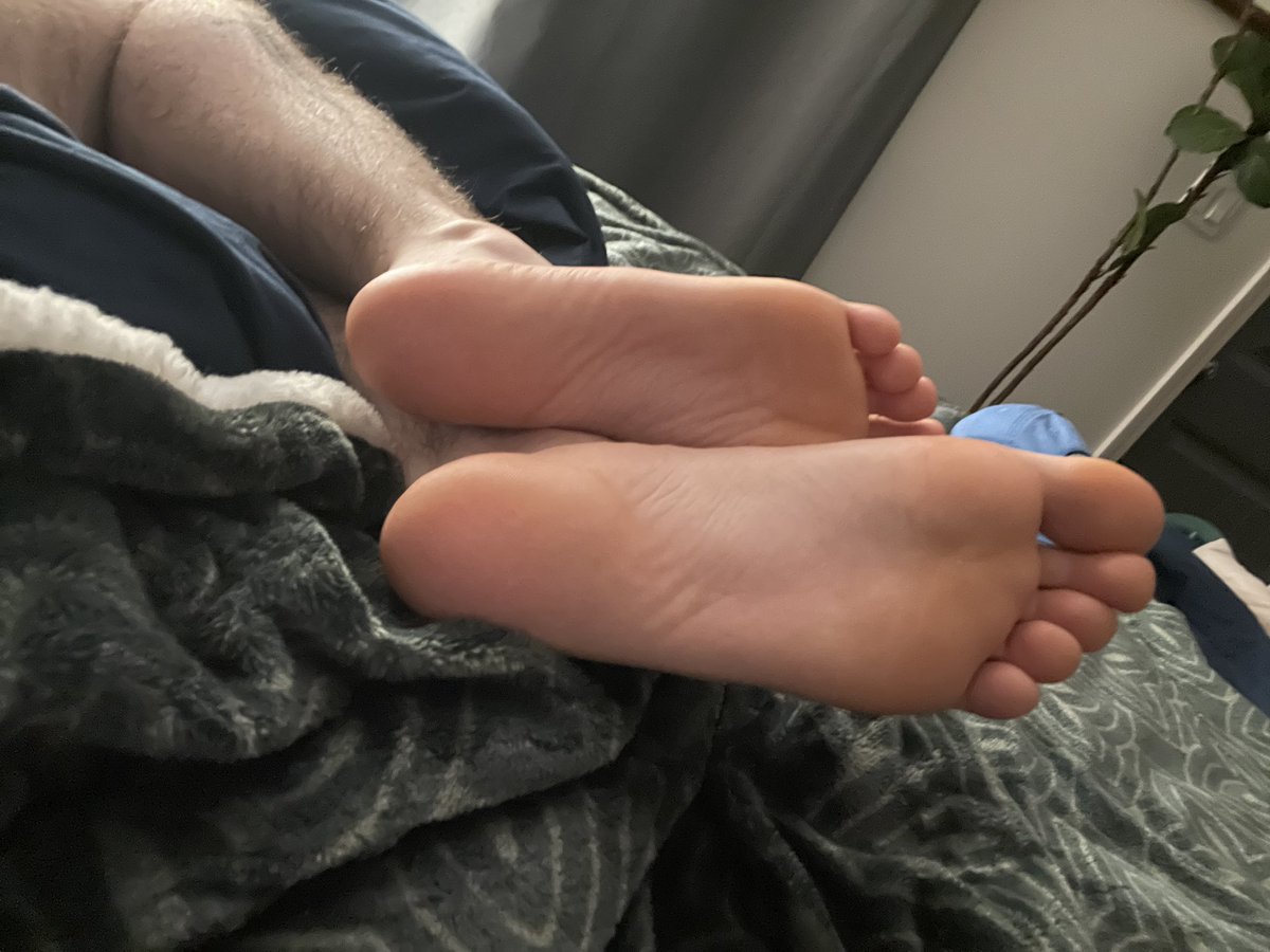 TboyFeetPics's tweet photo. @FtmDakota2 https://t.co/IPc9hTo2Xy