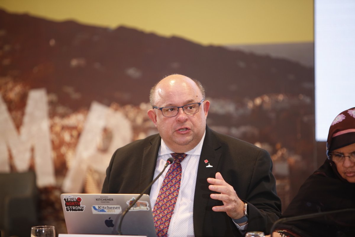uclg_org's tweet photo. 🟡 #UCLGMeets 

Members of the UCLG enlarged presidency share priorities and perspectives on the future of the World Organization, as a new leadership cycle approaches, towards reinforcing institutional cohesion, leveraging network maturity and a renewed sense of purpose. https://t.co/HMDnqLPphu
