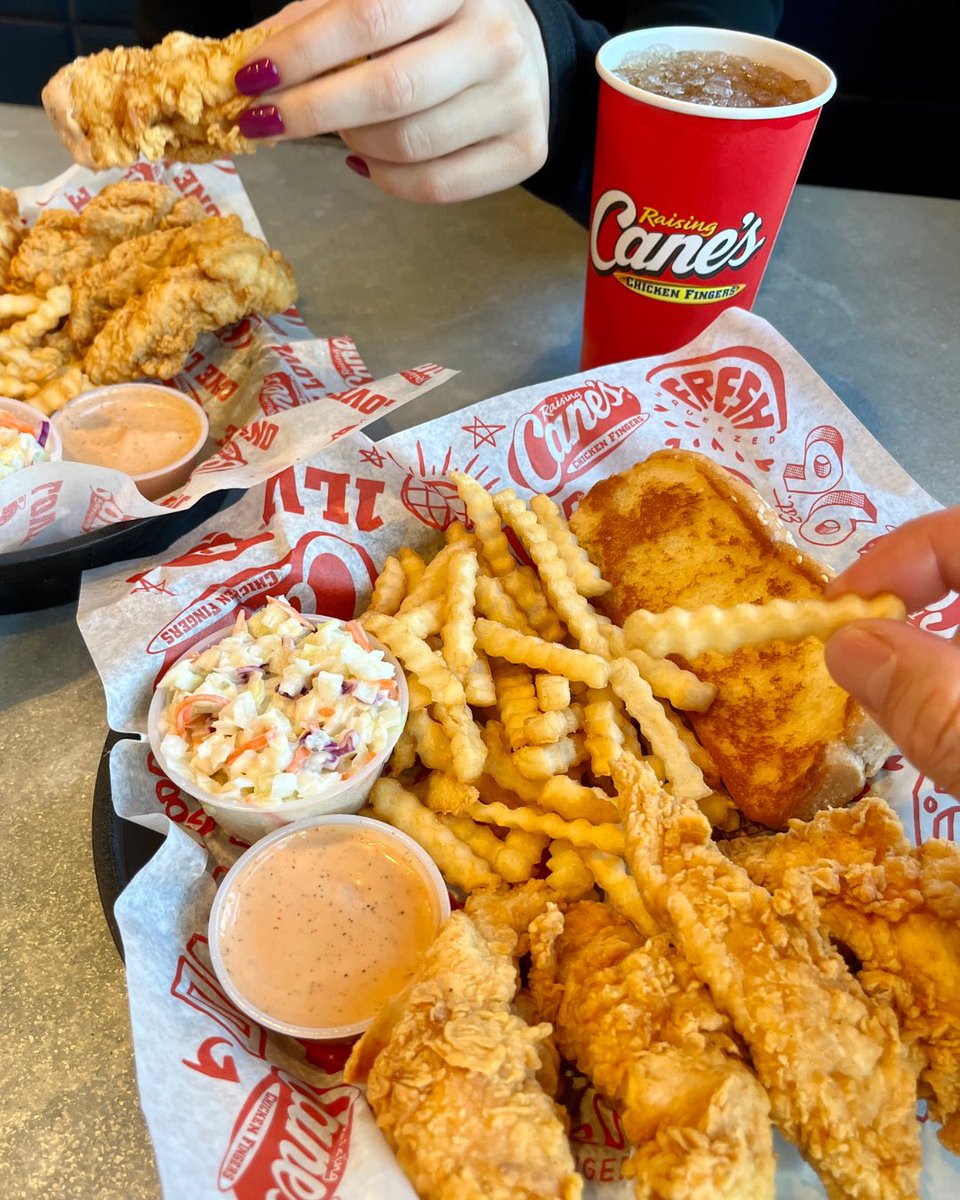 Raising Cane's tweet media