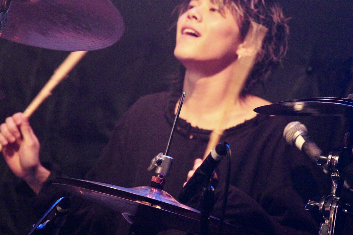 FURICONE's tweet photo. 2月18日湘南ビットお誘いありがとうございました！
とてもこちらも楽しめたし
みなさんも盛り上がってくれたこととても感謝してます！
またソイヤソイヤしに来てください！
会場@shonan_bit 今回はありがとうございました！
4枚目すみません諸事情で隠させてもらいました笑 https://t.co/dQs5ZmsmKF