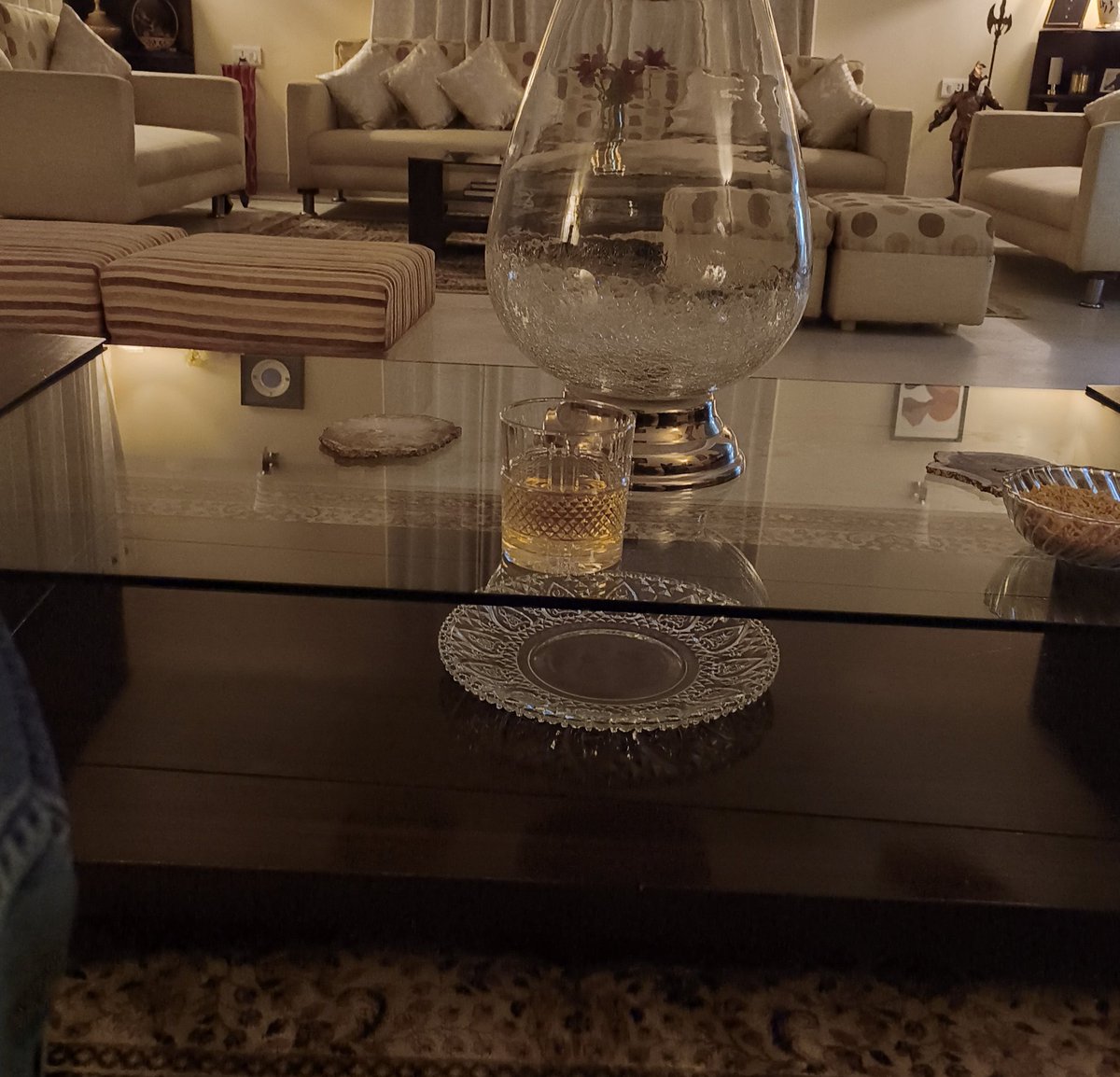 DeadpoolSA's tweet image. छोटे छोटे 2 लिये जा सकते है कभी कभी 😋
#Happymidweek