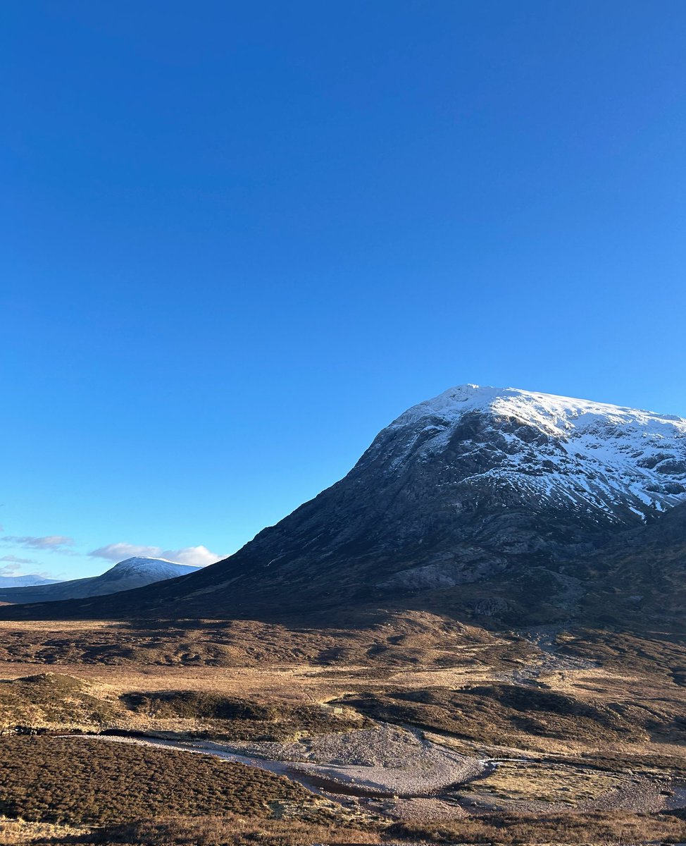 LearnerWcs's tweet photo. Eilidh made the most of the mid term break. Great photos from her visit to Glencoe #Scotland #Glencoe https://t.co/RQZ1szPXOU
