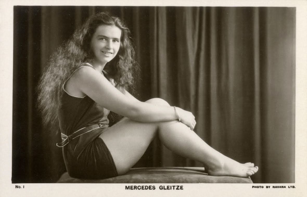 archeohistories's tweet photo. On the evening of April 6, 1928, the water between Europe and Africa wasn’t some dreamy postcard view. It was cold, moody, and strong enough to punish even experienced swimmers. And for nearly thirteen hours, Mercedes Gleitze went at it the only way you can: one stroke, then another, then another. No wetsuit. No fancy fuel plan. Just discipline, stubborn courage, and the conviction that she could do something no woman had ever officially done before.

When she finally hauled herself onto the rocks at Punta Leona in Morocco, she didn’t throw her arms up or soak in applause. She bent down and grabbed a fistful of sand.

Proof.

A small, quiet thing—but physical, undeniable. A way of saying: I’m here. I made it. This happened.

Because the Strait of Gibraltar looks almost reasonable on a map—about twelve miles from Tarifa to Morocco if you draw a clean line. But the sea doesn’t care about clean lines. Currents shoved her off course, forcing her to swim more than twenty-two miles through shifting tides that could’ve dragged her back toward open water. Boats shadowed her the whole time, witnesses watching closely—ready to confirm her feat, or pick it apart.

And in the 1920s, women didn’t get the benefit of the doubt in sport. When they did something extraordinary, people didn’t just cheer. They questioned. They hunted for loopholes. They acted like greatness from a woman had to be a mistake. The burden of proof sat on her shoulders heavier than the water ever did.

Still, that crossing—so rare it would take twenty years for another swimmer to match it—was only one piece of who she was. In Britain, Gleitze was famous for enduring brutal cold, for testing distance and temperature beyond what experts called safe… or even sane. She wasn’t just chasing records. She was stretching the limits of what women were “allowed” to be.

© Women In World History

#archaeohistories