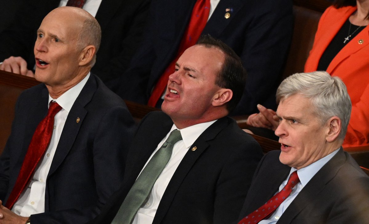 Here's Mike shouting during Biden's 2023 State of the Union btw