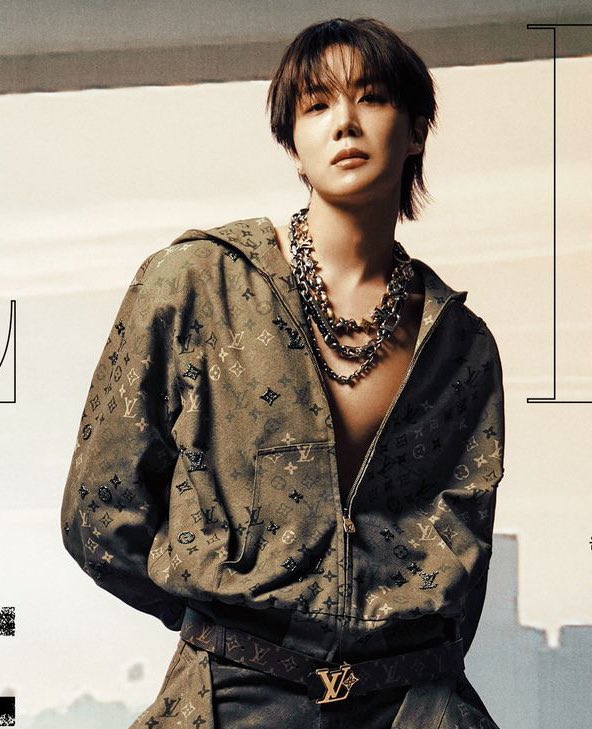 #jhope ranked the No. 1 K-Pop Male Solo Act in global media impact on the 2025 Global Hallyu Trend Analysis Report, released by the Ministry of Culture, Sports and Tourism! 💪1⃣🇰🇷🕺🏻🗣️📸📺🎥2⃣0⃣2⃣5⃣🌎📝📢🇰🇷🔥👑🤎💜