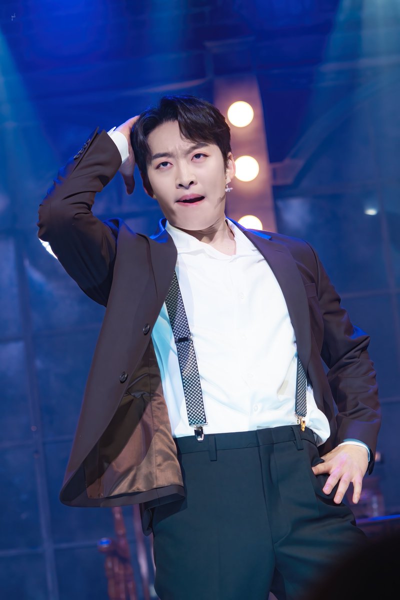 ๐๐๐ tweet media