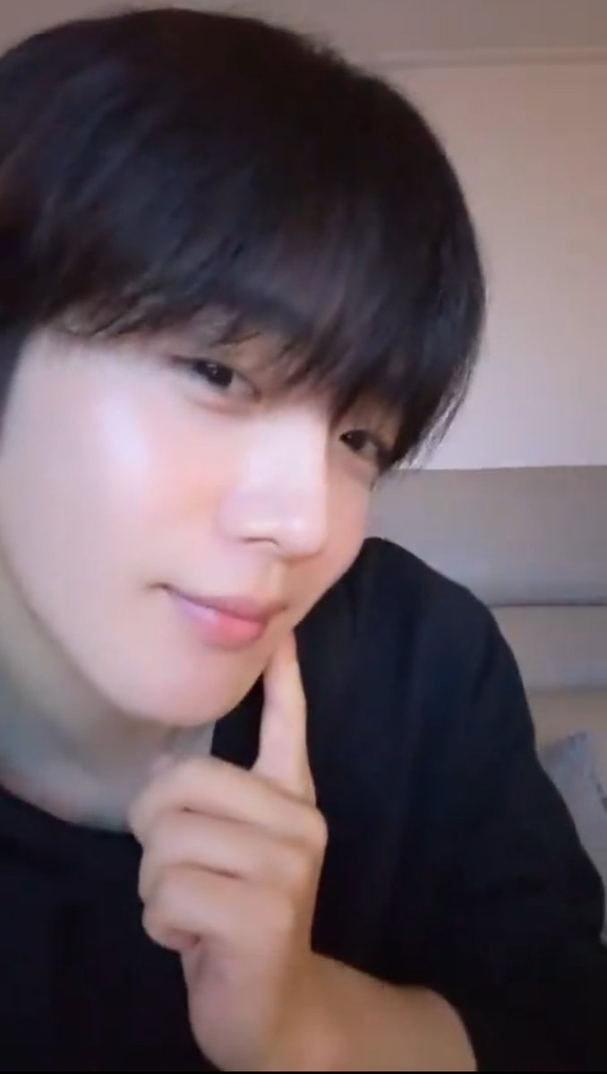 น้องโยน่ารักมากๆๆกกกกกน่ารักไม่ไหว หน้าสดเดอะเบสสสสที่สุด