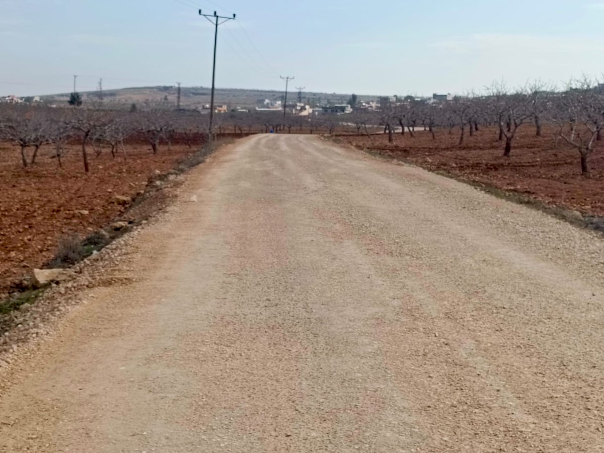 📍 Suruç İlçesi-Kç.Ağaç
📍 Eyyübiye ilçesi-Kaplan 
 güzergâhında mekanik serme ve sıkıştırma yol yapım çalışmalarımız tamamlanmıştır. 

🛣️ Daha güvenli yollar için sahadayız!

#HayırlıOlsun

<a href="/sanliurfabld/">Şanlıurfa Büyükşehir 🇹🇷</a>
<a href="/MithatCanKutluc/">Mithat Can KUTLUCA</a>

#YolMedeniyettir
#KırsalHizmetlerDairesiBaşkanlığı