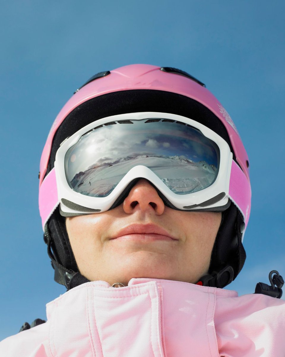 If you’ve noticed your skin feeling tight and itchy during the winter months we have some suggestions for you:  cvskinlabs.com/7-winter-skinc…