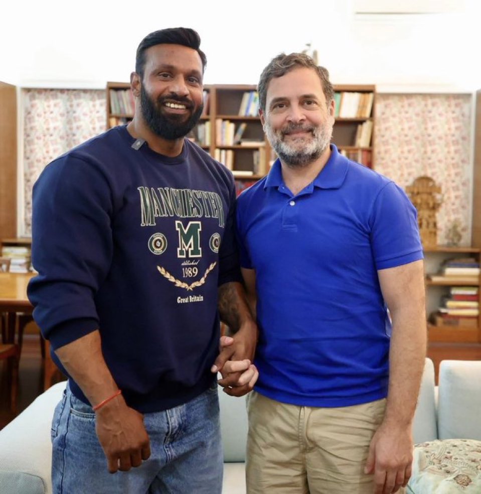 OM_Hindi's tweet image. Aukat apni apni 

#RahulGandhi #PMModiIsraelVisit #IsraelVisit