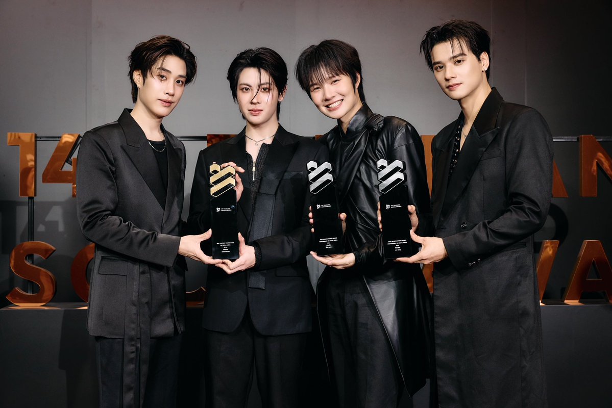 “เขมจิราต้องรอด Khemjira The Series” ได้รับรางวัลจากงานประกาศรางวัล Thailand Social Awards ครั้งที่ 14 ✨

รางวัล Best Content Performance on Social Media สาขา Series
🏆 ซีรีส์ เขมจิราต้องรอด Khemjira The Series

DMD x TSA14
#ThailandSocialAwards
#เขมจิราต้องรอดseries